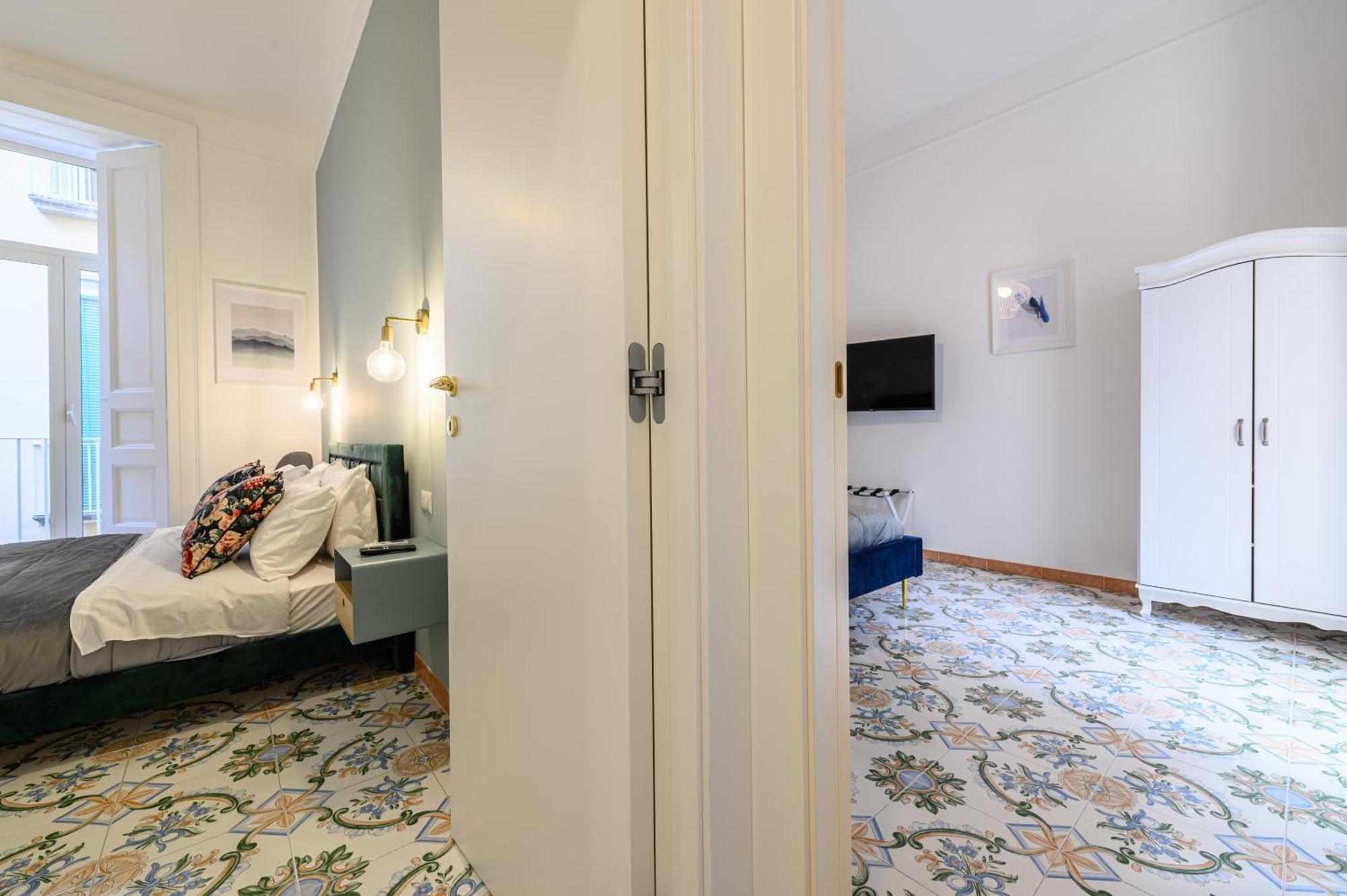 121 Charming Apartment